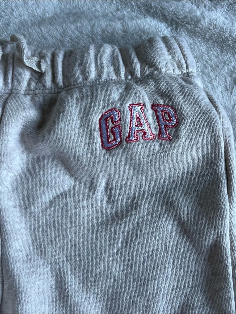 GAP 2T Baby Toddler Light Tan Kids Fleece Joggers with Pink Logo